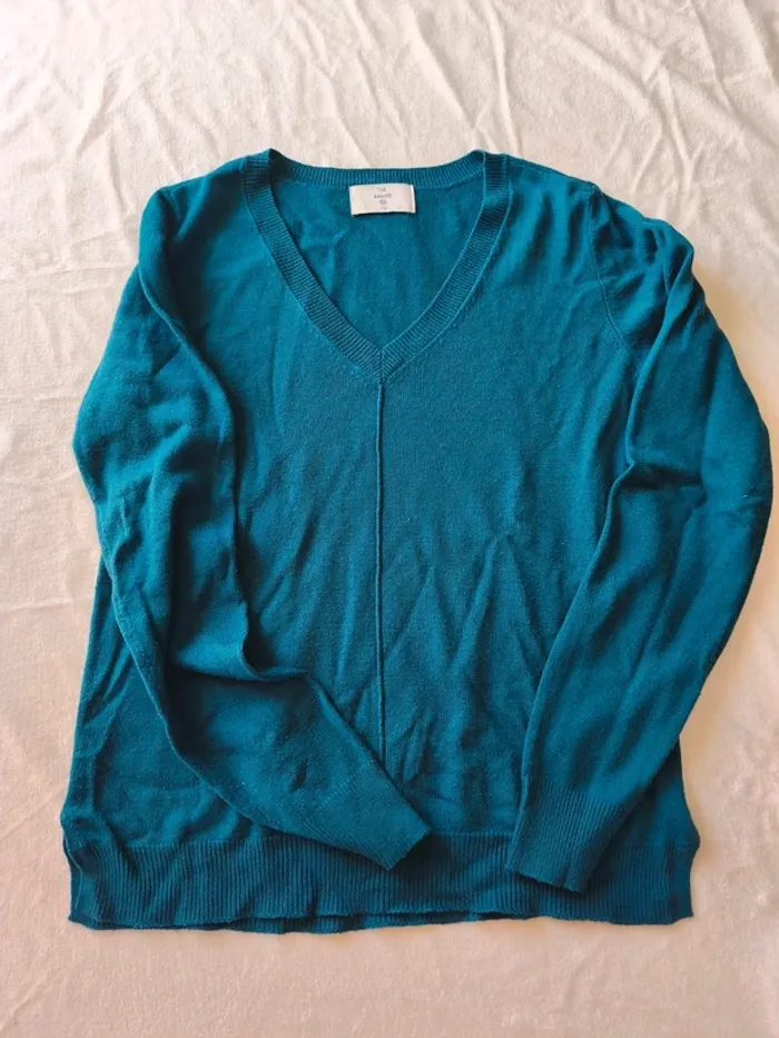 Pull bleu