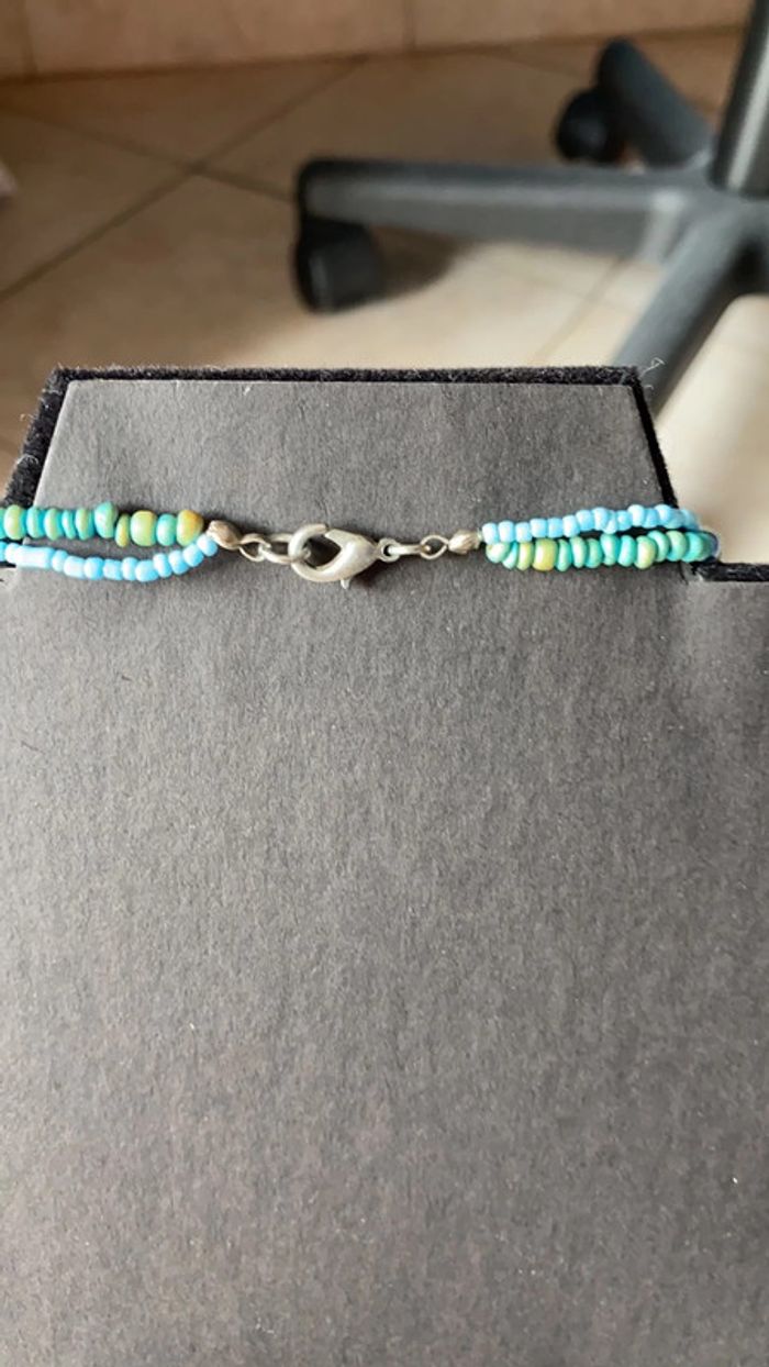 Collier fantaisie bleu avec pendentif - photo numéro 4