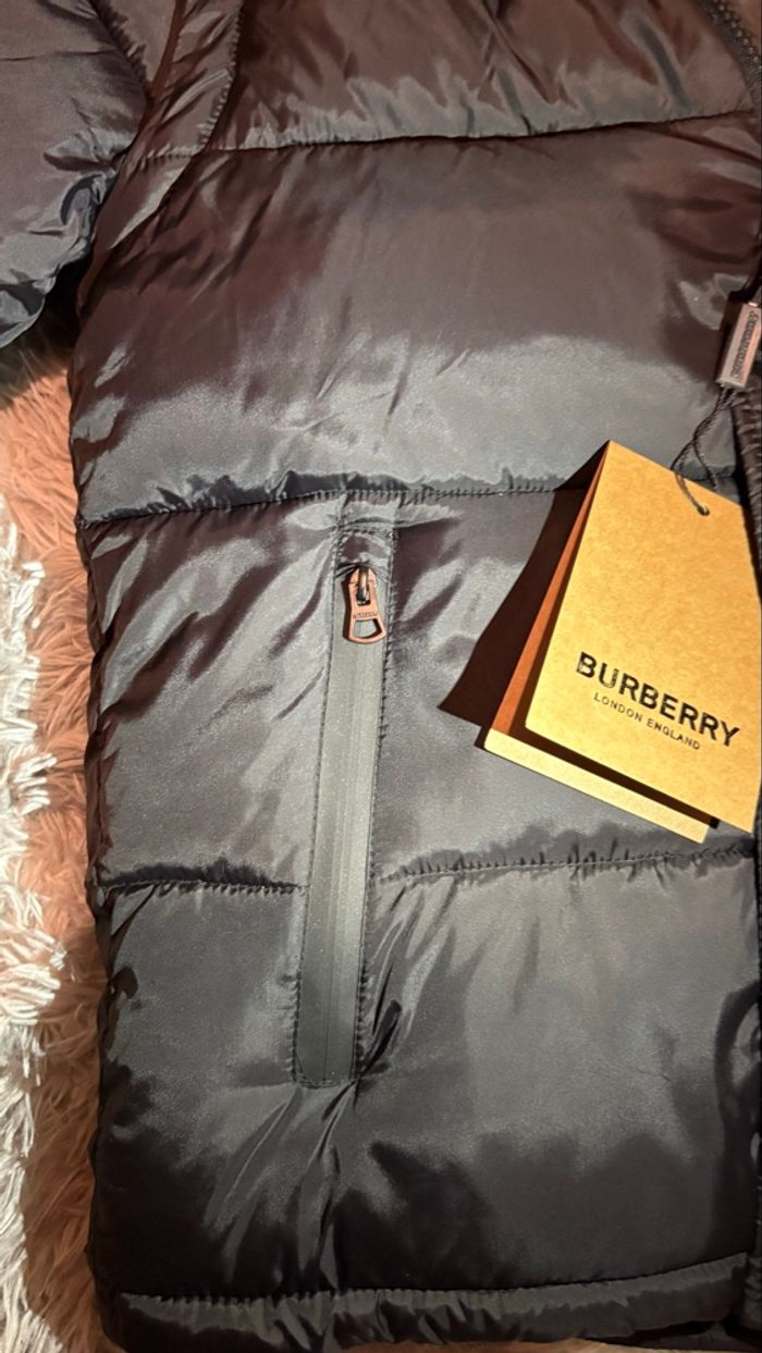 Doudoune Burberry - photo numéro 3