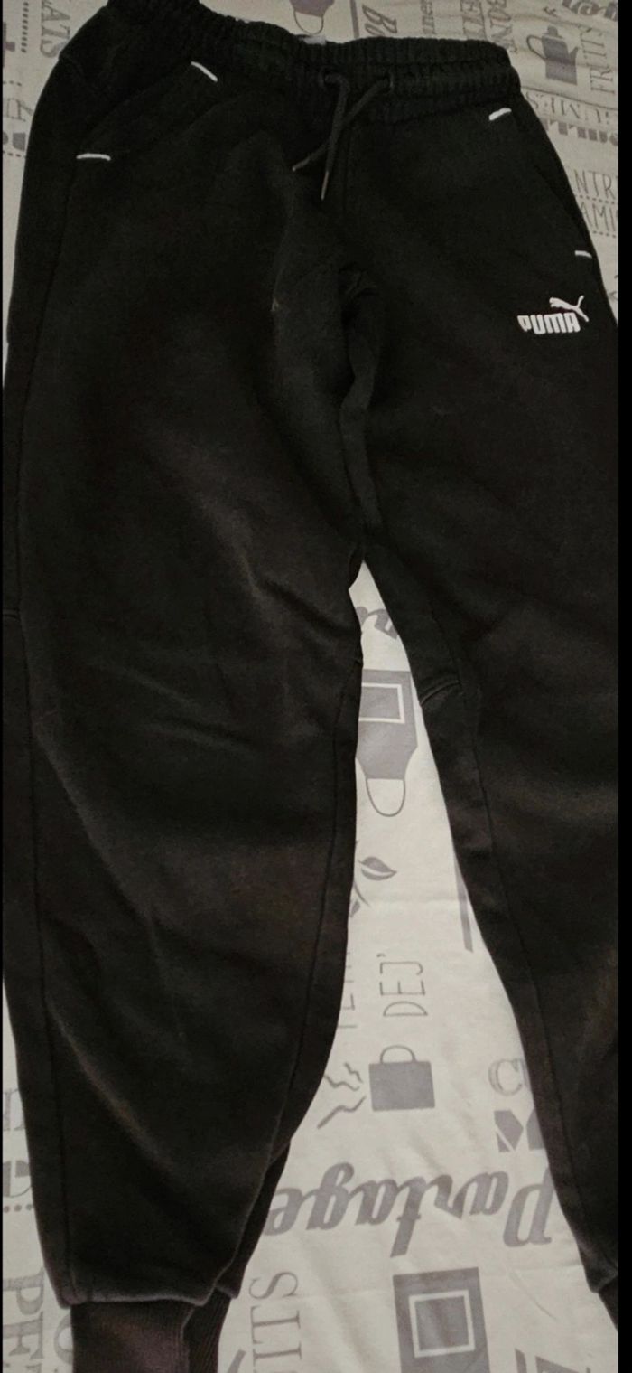 Vend lot de 4 joggings, 1 robe, 1 veste, 2 jean, 1 pantalon  en stresh  filles 12ans - photo numéro 2