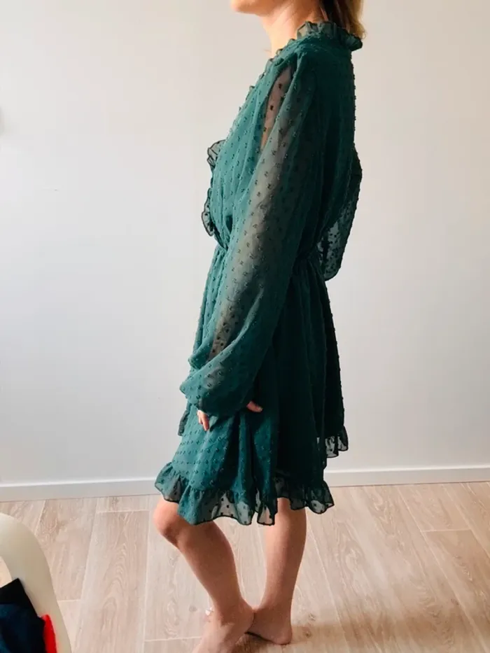 Robe en tulle vert foncé SHEIN taille XS en très bon état - photo numéro 2