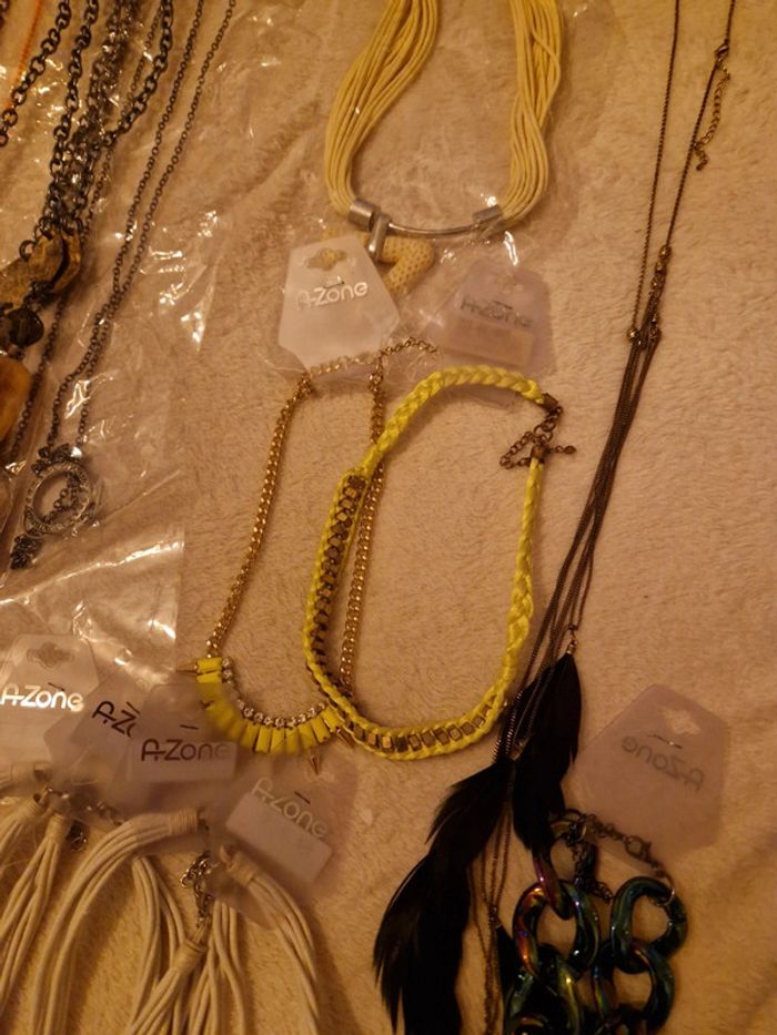 Lot de 25 colliers - photo numéro 8