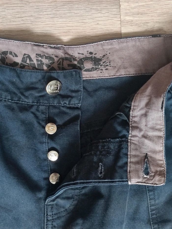 Short noir bleuté effet délavé / Cargo - 36/S à 38/M - photo numéro 9
