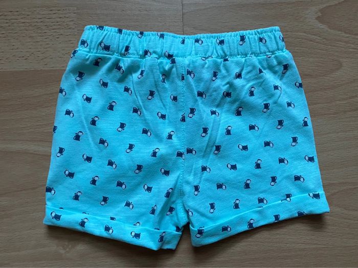 Beau short turquoise Obaïbi T. 6 mois/68 cm garçon neuf avec étiquette - photo numéro 2