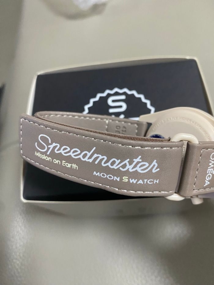 Omega x Swatch Speedmaster Moonswatch - photo numéro 4