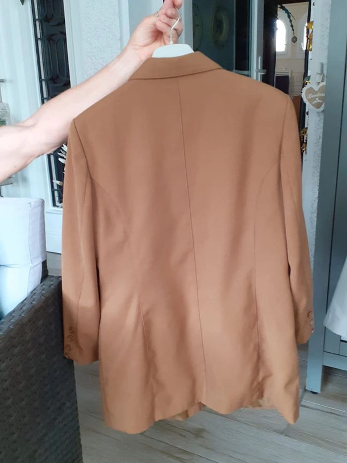 Veste tailleur toute neuve - photo numéro 3