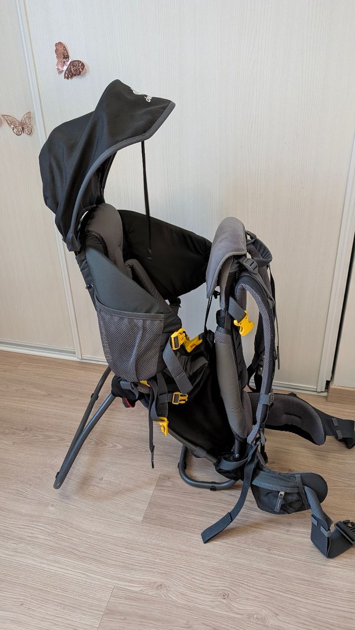 Porte bébé Deuter pour randonnées