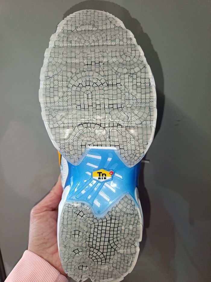 Basket TN Lisbonne T. 40 - photo numéro 3