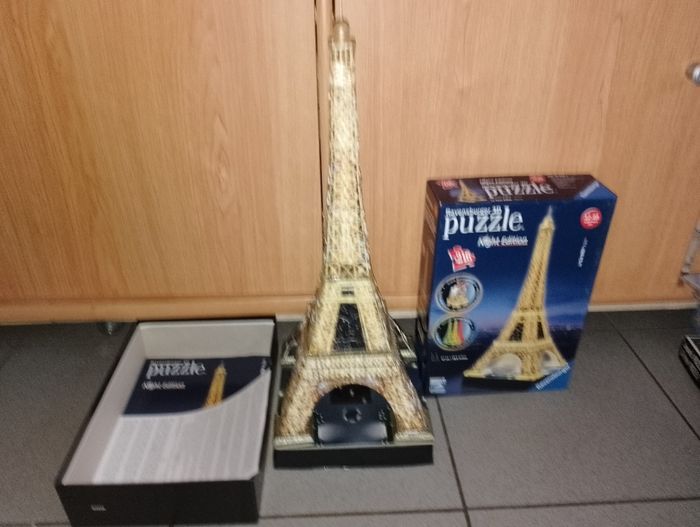 Puzzle 3D lumineux La Tour Eiffel Paris TBE
Ravensburger
Night édition - photo numéro 2