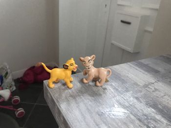 Figurine  simba et nala  le roi lion disney