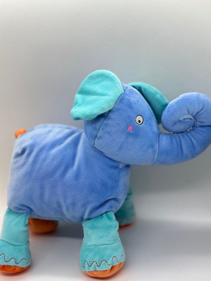 Peluche éléphant - photo numéro 3