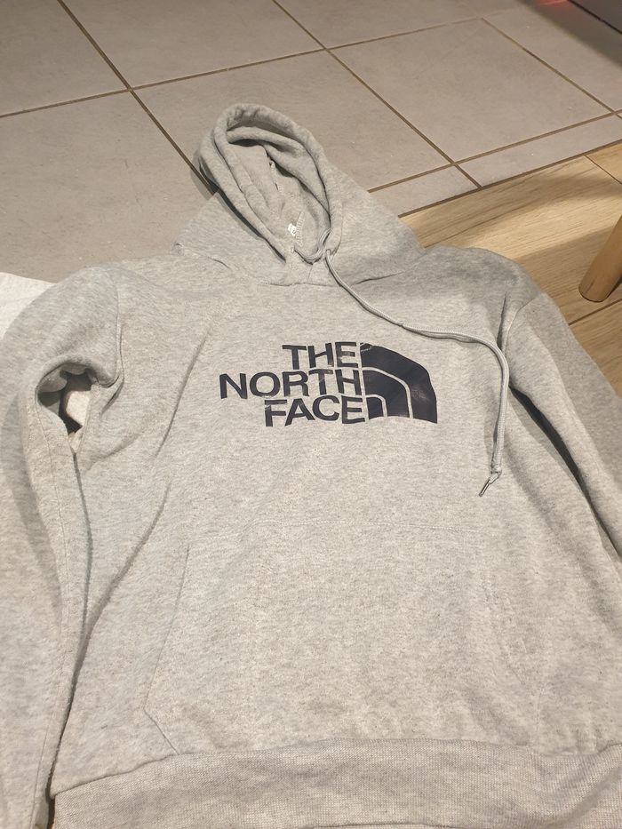 2 sweats the north face Tommy 12/13 ans - photo numéro 3