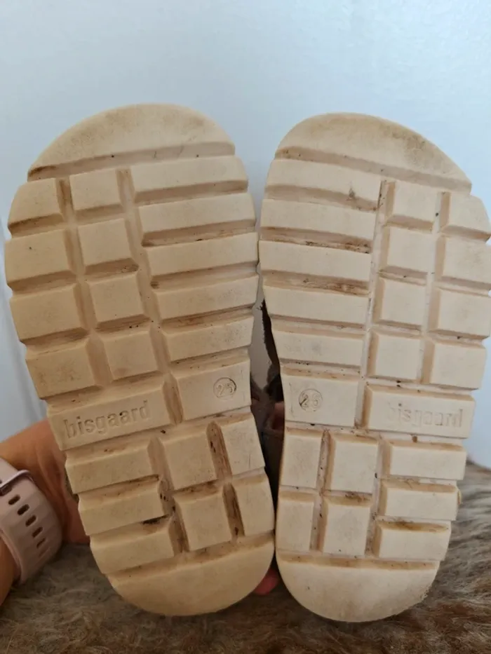 Sandales grises taille 25 - photo numéro 2