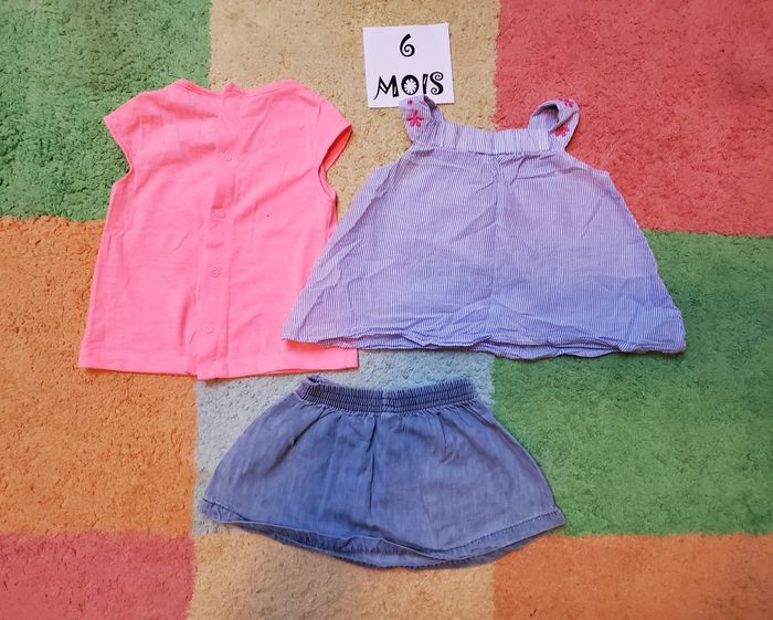 Ensemble 2 tee-shirts + 1 jupe jean - 6 mois- TBE - DISNEY - photo numéro 8