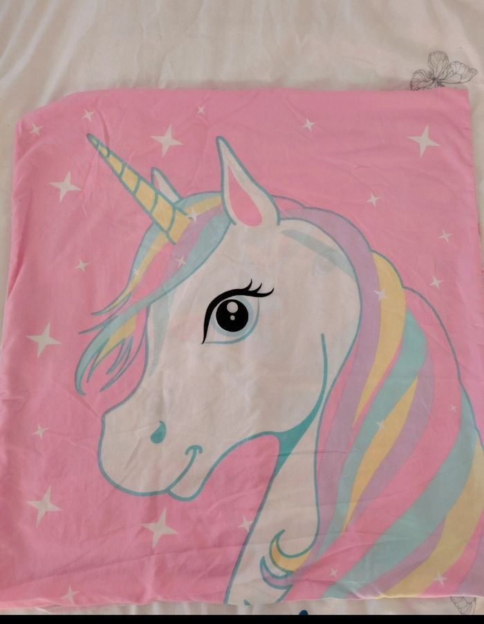 1 housse de couette et 1 taie d'oreiller recto verso Licorne - photo numéro 4