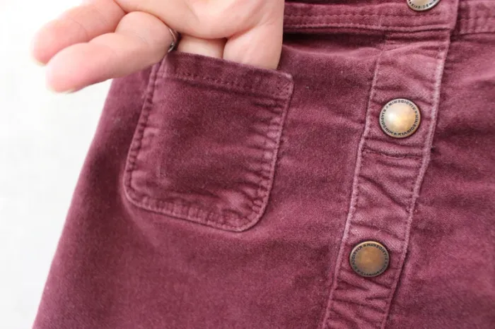 👗 Jupe grenat, effet daim, Kiabi, Taille 5 ans 📌 - photo numéro 2