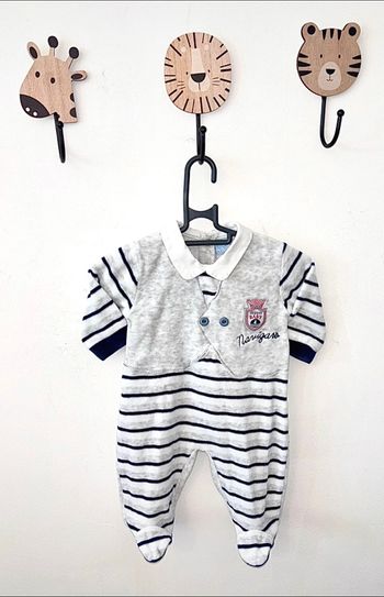 Pyjama en velours taille 1 mois