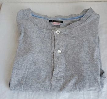 Haut t-shirt manches longues taille L