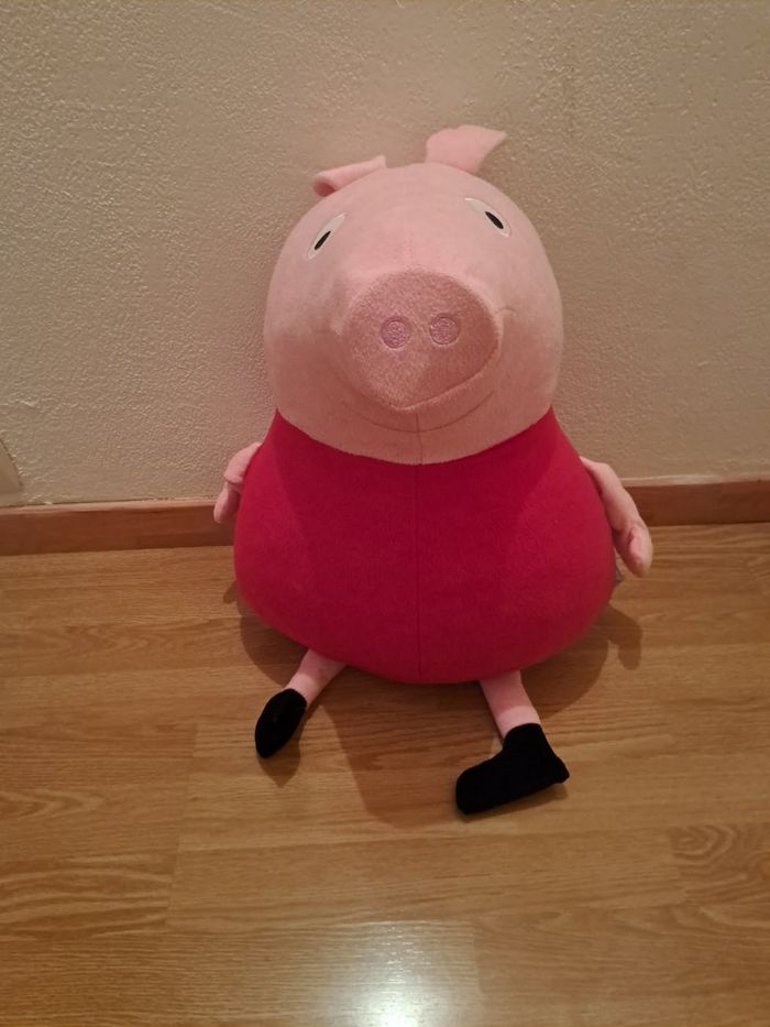 Grande peluche Peppa pig - photo numéro 3