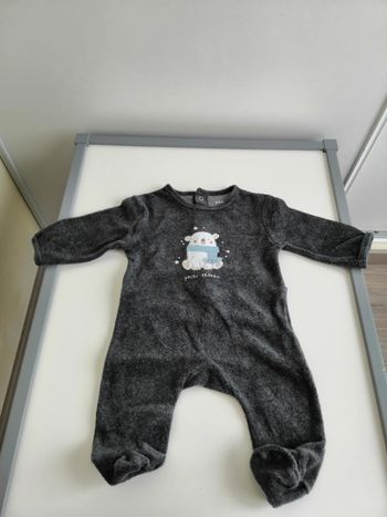 Pyjama en velours (Gris, polar season) 3 mois Kiabi