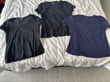 Lot 3 t-shirts noirs taille L , décathlon