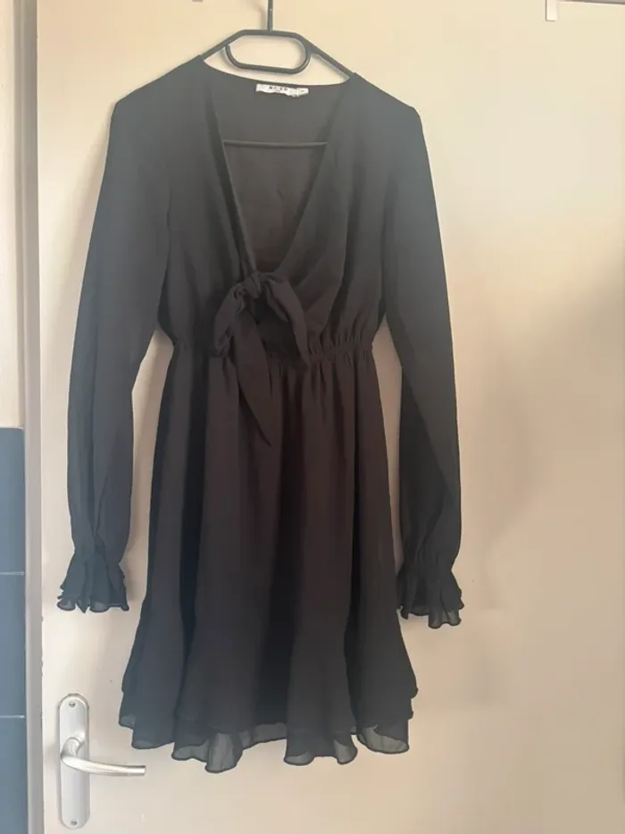Robe noir manche longue taille xs-34 - photo numéro 2