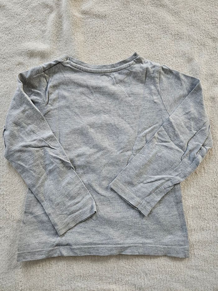 T-shirt  Taille 4 ans - photo numéro 3