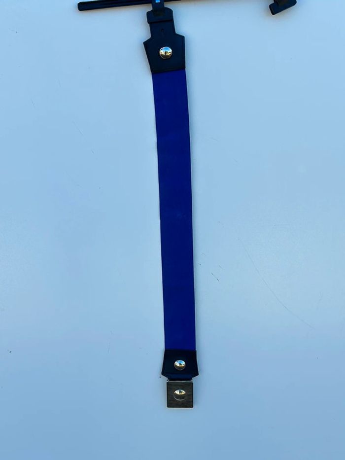 Ceinture élastique bleue
