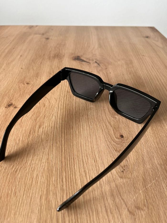 Lunettes de soleil noires vintage neuves - photo numéro 5