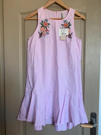 Robe rose stradivarius