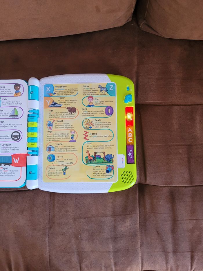 Mon premier dictionnaire parlant - photo numéro 10