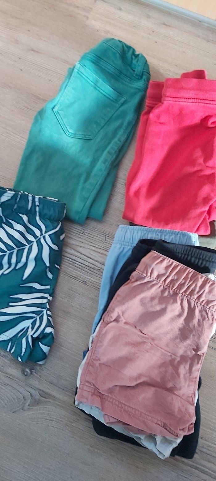Lot de 10 pieces short et pantalons - photo numéro 2