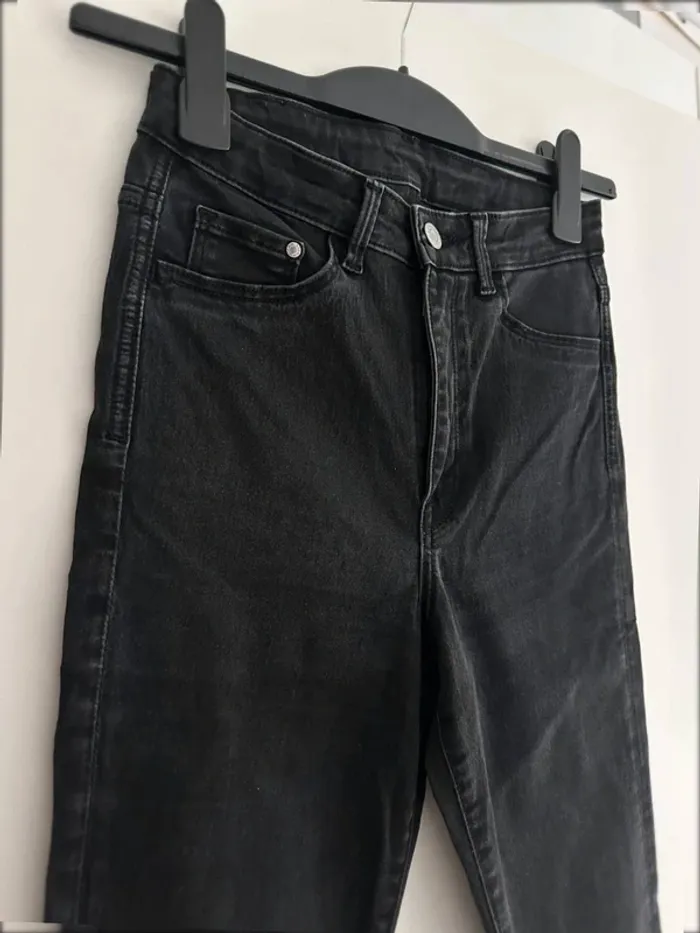 Jean skinny noir taille 34 - photo numéro 2