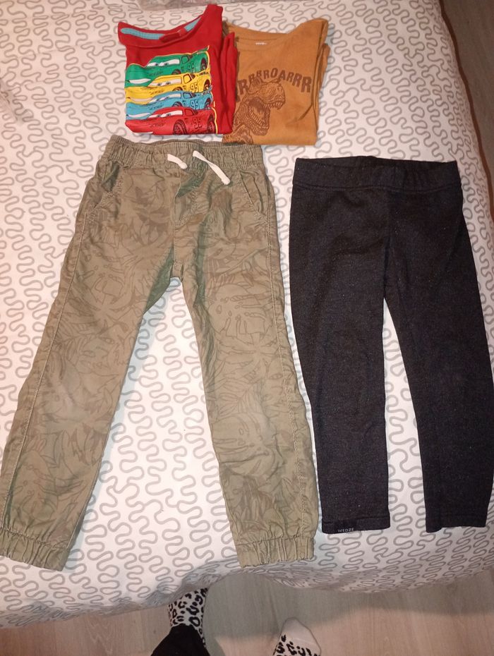 Lot vêtements 4 ans