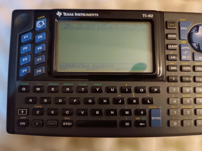 calculatrice scientifique Texas Instruments modèle TI-92 - photo numéro 6