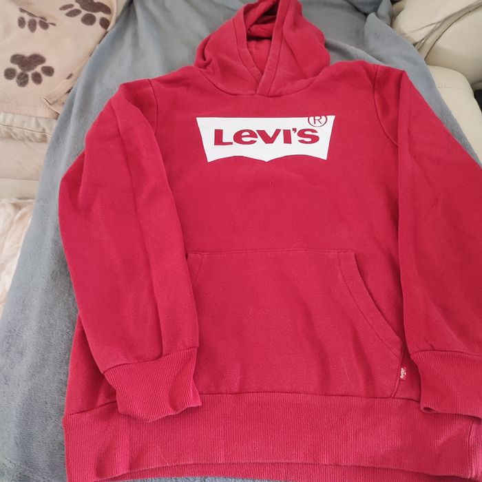 Sweat Levis rouge 16 ans