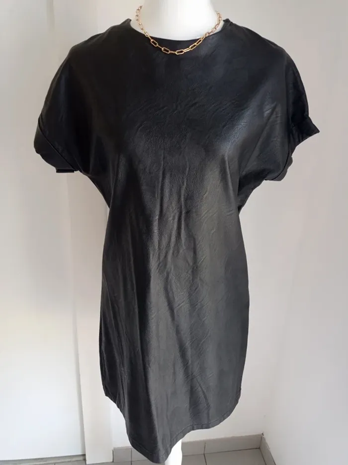 Robe noire en simili cuir New Collection - photo numéro 3