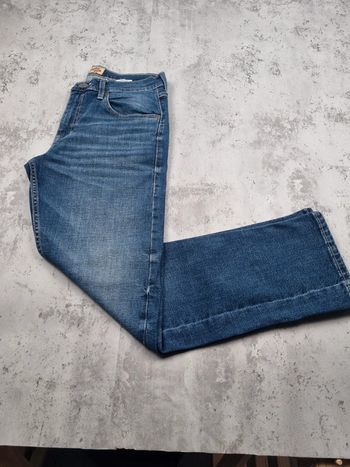Jean Wrangler bleu Taille 30x30  (mesures en photos)