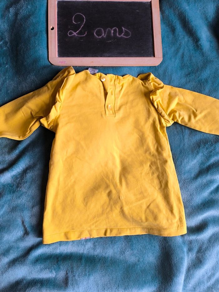 Tunique taille 2 ans en très bon état - photo numéro 3