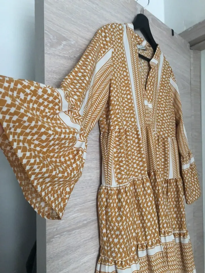 Robe à volants - photo numéro 2