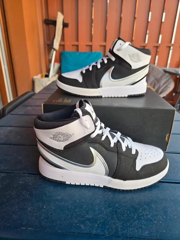 Nike air Jordan 1 mid rm easy taille 40 neuves - photo numéro 2