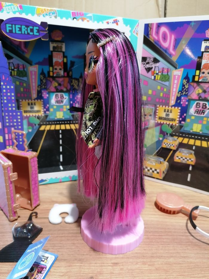 Poupée Lol OMG World travel - photo numéro 5