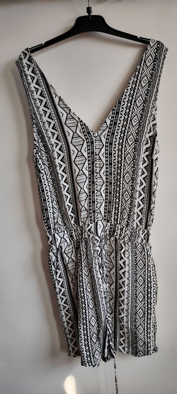 Combi-short noir & blanc – Taille S - photo numéro 3