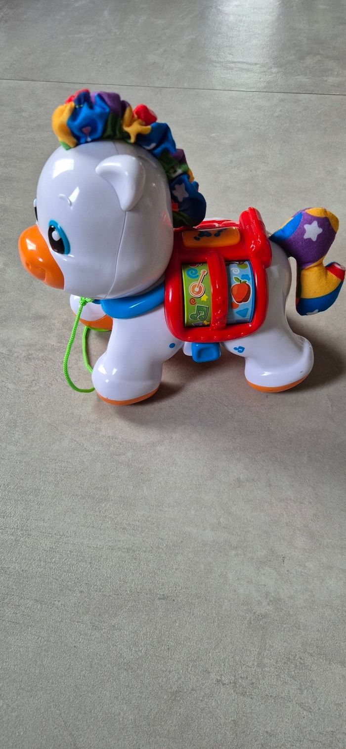 Poney baby clementoni