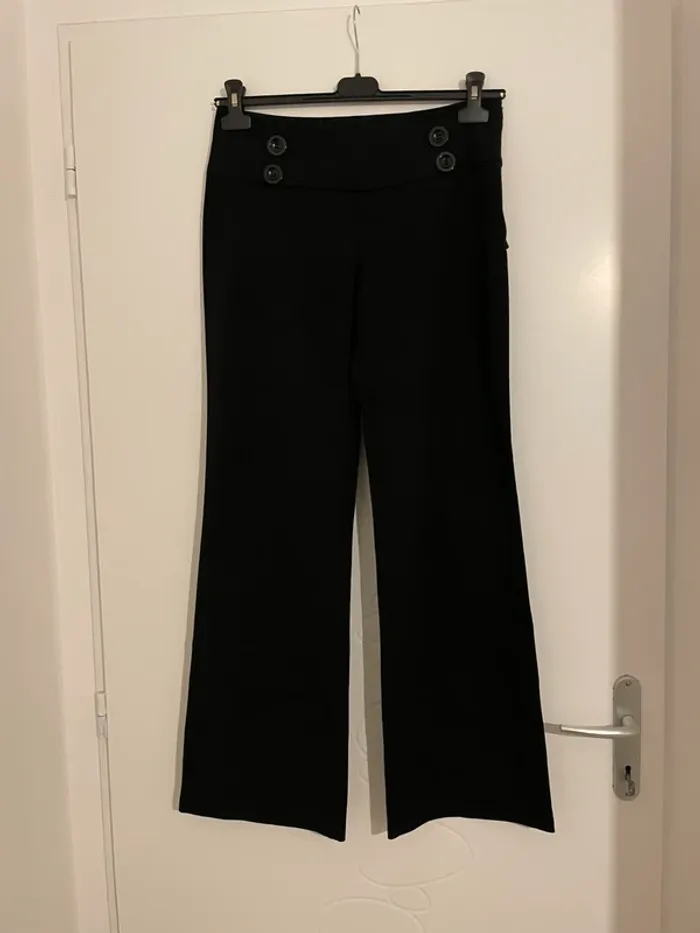 Pantalon noir large taille 38 - photo numéro 2