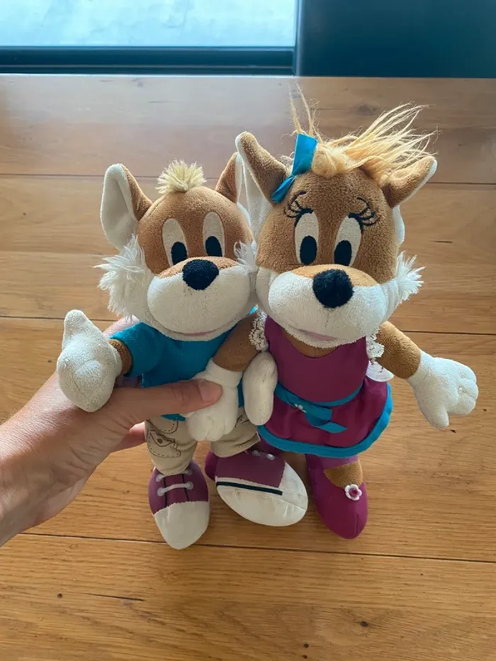 Peluches Léo et Léa