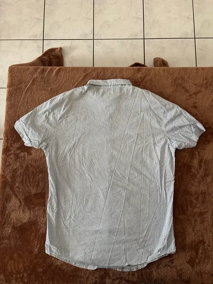Chemise - photo numéro 4