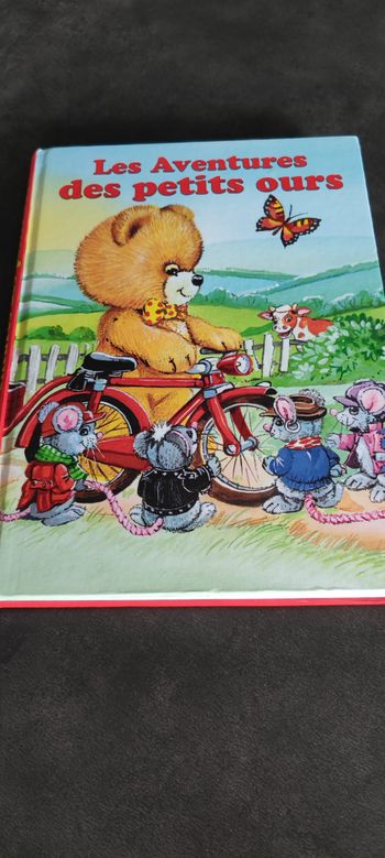 Livre 12 histoires