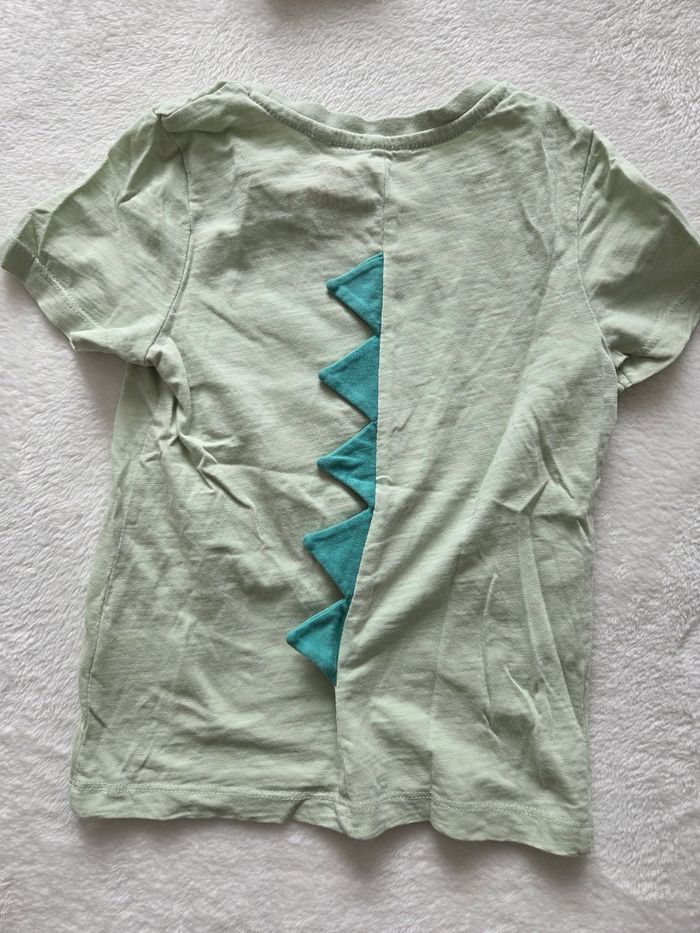T-shirt dinosaures - photo numéro 3