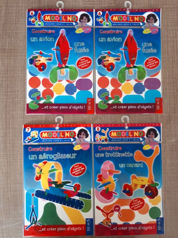 Lot neufs 4 set de construction